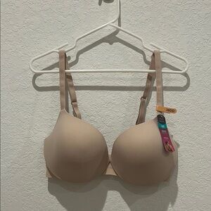 Maidenform Tan T-Shirt Bra with Adjustable Straps